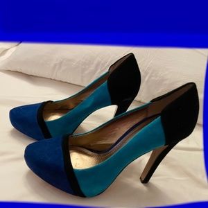 BCBG blue suede platform heels / shoes